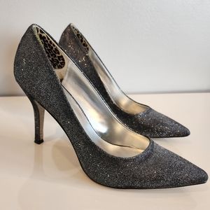 Nine West 3" Heels ✨️pointy toe graphite metalic sparkle ✨️ size 9